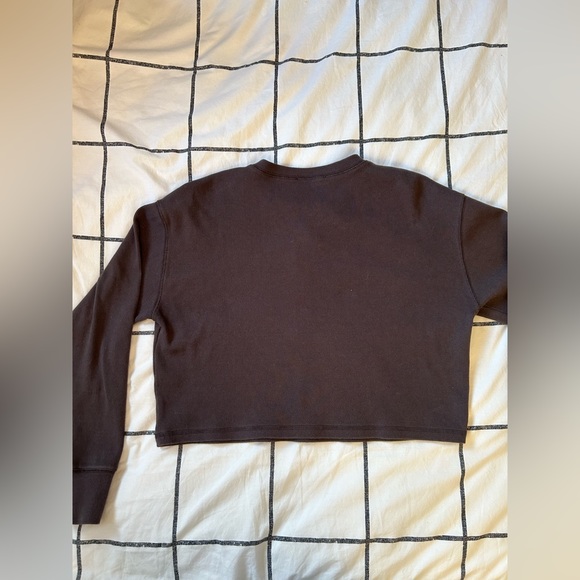 Aritzia Wilfred Free Mavis Cropped Ribbed Long Sleeve Top in Chocolate Brown - Picture 5 of 6